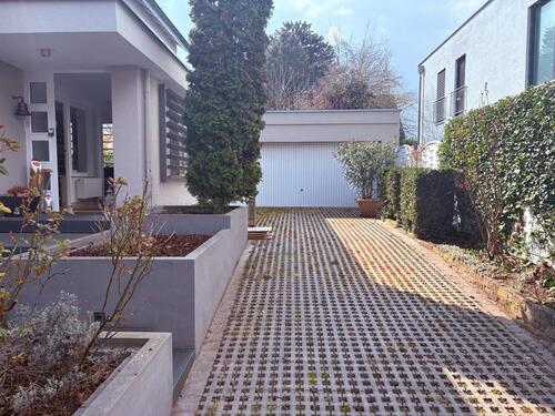 Foto - 7 Zimmer Einfamilienhaus in Nürnberg