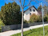 Foto - Helle 3-Zimmer-DG-Wohnung, nahe Klinikum, Fernblick, Garten