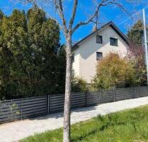 Helle 3-Zimmer-DG-Wohnung, nahe Klinikum, Fernblick, Garten - Bayreuth Meyernberg