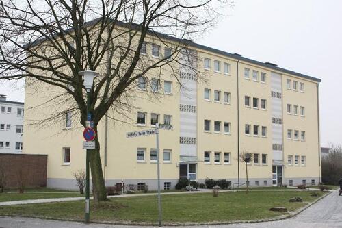 Foto - Helle 3-Zimmer-Etagenwohnung in Kamp-Lintfort – 63,26 m² auf der 3. Etage rechts