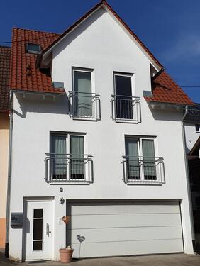 Foto - Miethaus in 72160 Horb-Talheim 142qm zu vermieten,4-stöckig,Einfamilienhaus zu vermieten,Mietshaus,an Alleinstehende,Doppelhaushälfte,sonniges Wohnhaus,Industriegebiet Heiligenfeld+Haiterbach,Nagold