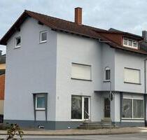 **Charmante Dachgeschosswohnung mit sichtbaren Holzbalken** - Ubstadt-Weiher