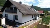 Foto - 1-2 Familienhaus mit Traumgarten, Erstbezug DG und 3 Garagen