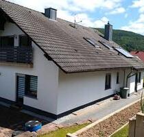 1-2 Familienhaus mit Traumgarten, Erstbezug DG und 3 Garagen - Schneeberg