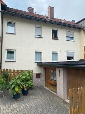 Foto - 8 Zimmer Mehrfamilienhaus, Wohnhaus zum Kaufen in Wendelstein