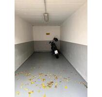 Stellplatz für MotorradRoller im Sandweg. BESCHREIBUNG LESEN! - Frankfurt am Main West