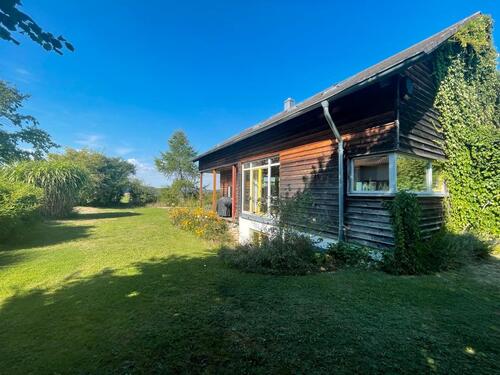 Foto - Holzhaus mit Garten zu vermieten