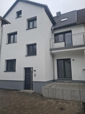 Foto - Sehr zentral ! MFH + Bauplatz mit Baugenehmigung! Ohne Provision