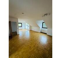 Gepflegte 3-Zimmer Dachgeschosswohnung mit Loggia in Fuldatal