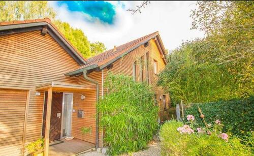 Foto - Modernisiertes EFH,1.034 m² Garten, PV-Anlage, Wärmepumpe, Sauna