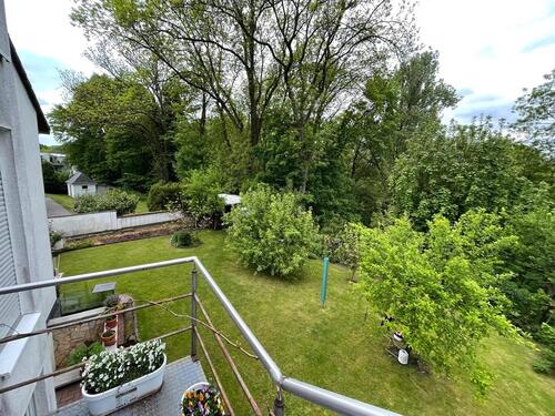 Foto - Charmante 2,5-Zimmer-Dachgeschosswohnung mit Naturblick