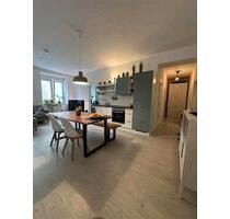 Helle und Charmante 3.5-Zimmer-wohnung ab Juni - Nürnberg Eberhardshof