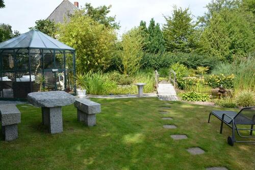 Foto - ~~Vollmöblierte und ausgestattete Wohnung mit traumhafter Gartenanlage~~