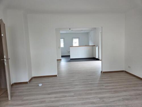 Foto - große neu renovierte 5 Zimmer Erdgeschosswohnung in 66839 Limbach