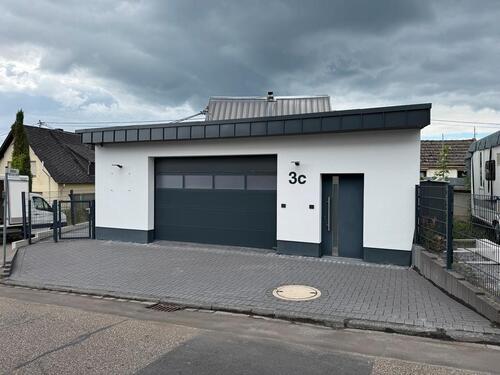 Foto - Top moderne HalleGarage zu vermieten — vielseitig nutzbar!
