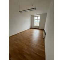 schöner Büroraum in Bürogemeinschaft, ideal für 2 Personen - Erfurt Daberstedt