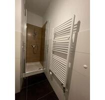 ERSTBEZUG: Kernsanierte 4-Zi. Altbauwohnung, inkl. Einbauküche - Mönchengladbach Süd