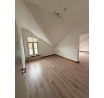 Schöne 100qm 5-Zimmer-Wohnung - 965,00&nbsp;EUR Kaltmiete, ca.&nbsp; 100,00&nbsp;m&sup2; in Katzwinkel (Sieg) (PLZ: 57581)