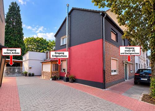 Foto - Zweifamilienhaus mit nebenan Bau und Doppelte Garage