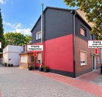 Zweifamilienhaus mit nebenan Bau und Doppelte Garage - Oberhausen Osterfeld