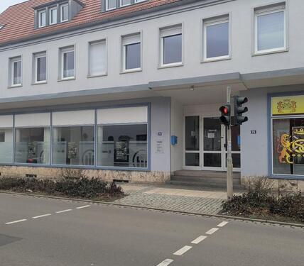 Foto - Friseurgeschäft - 650,00 EUR Kaltmiete, ca.  55,00 m²