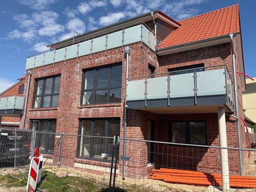 Foto - Moderne 3-Zimmer-Dachgeschosswohnung im KfW-Effizienzhaus 40 mit Balkon & Stellplatz
