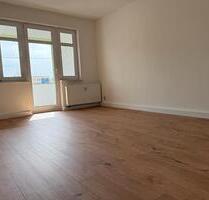 Große Wohnung in Taucha. Mit Einbauküche, 2 Bädern und Balkonen