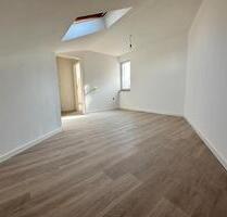 Sanierte 3-Raum–Wohnung mit Terrasse über den Wolken Apoldas