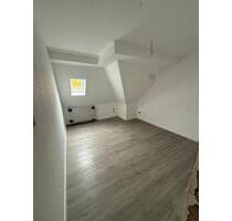 Neu renovierte DG Wohnung in attraktiver Lage - Recklinghausen