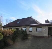 Großzügiges Einfamilienhaus - Ortsrandlage von Stapelmoor - Weener