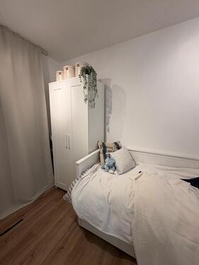 Foto - 1 Zimmer Etagenwohnung zur Miete in Wiesbaden