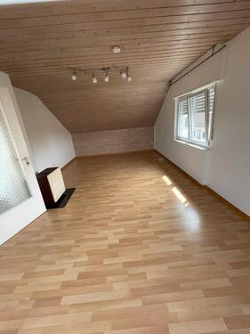 Foto - Dachgeschoßwohnung in Hemmingen zur Miete