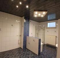 Helle, moderne Wohnung (96m²) mit Einbauküche, und Kaminofen - Kirchhundem