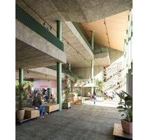 Helles Arbeitsplätze-Büro in der Potsdam Innenstadt