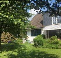 Freistehendes Einfamilienhaus mit großem Eckgrundstück, Weitblick - Marienheide