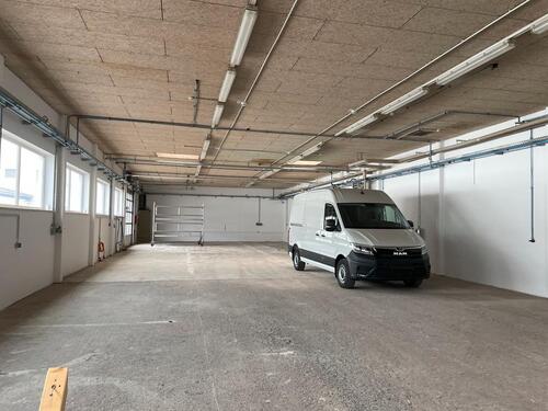 Foto - Lagerhalle Werkhalle Montagehalle 180qm &, 462qm in Erfurt-N