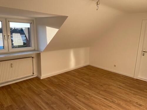 Foto - 2 Zimmer Dachgeschoßwohnung in Bischofsheim