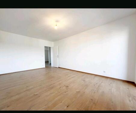 Foto - Helle,gut gelegene 2,5 Zimmer Wohnung Bitte keine Makleranfragen