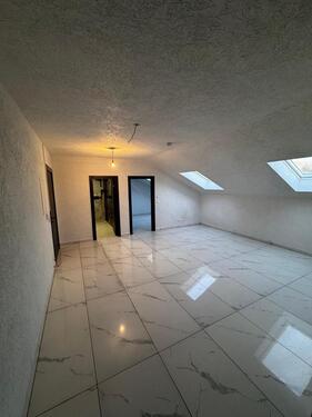 Foto - 3 Zimmer Dachgeschoßwohnung zur Miete in Hildburghausen