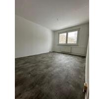 Helle 2 Raum Wohnung mit Balkon - Finsterwalde