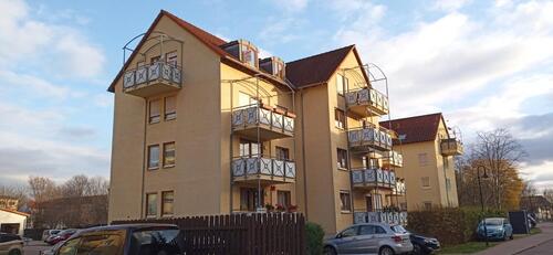 Foto - 2-Raum-Wohnung mit Südwestbalkon, Einbauküche und Stellplatz