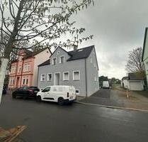 Vier Familien Haus - 362.000,00&nbsp;EUR Kaufpreis, ca.&nbsp; 220,00&nbsp;m&sup2; in Bochum (PLZ: 44651) Bochum-Mitte