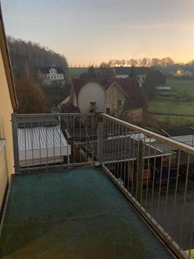Foto - Gemütliche EG 2-Zimmer mit Einbauküche, Laminat, Wannenbad und Balkon in guter Lage!