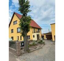 Großes freistehendes Einfamilienhaus mit Garten, Keller, Garage - Weinböhla