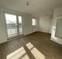 Nachmieter werden für 4-Zimmer-Wohnung und passende Einbauküche übernehmen! - Magdeburg Ottersleben
