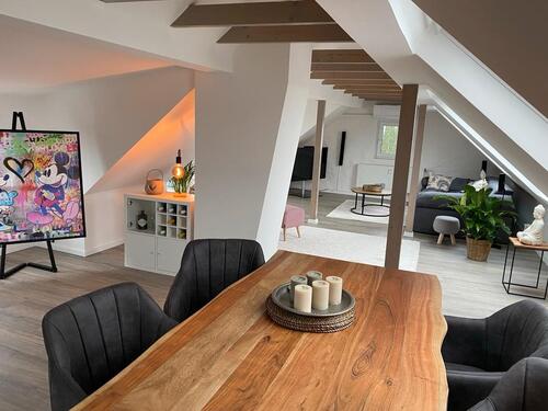 Foto - Traumschöne 3 Zi Wohnung Vollmöbliert