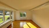 Foto - Kernsanierte, sehr helle 3,5 Zimmer 84 m^2 Wohnung ab 1. Januar!