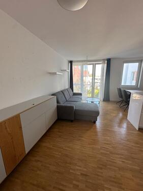 Foto - 2-Raum Wohnung hochwertig saniert und möbliert, mit Einbauküche