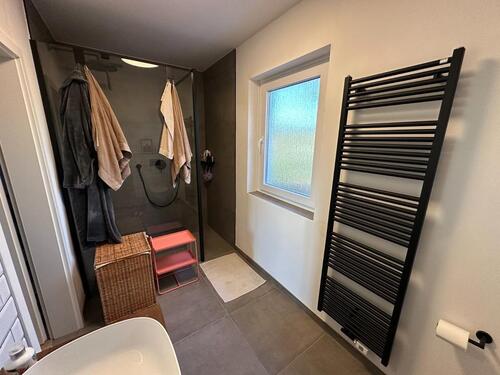 Foto - 5 Zimmer Einfamilienhaus zur Miete in Bielefeld