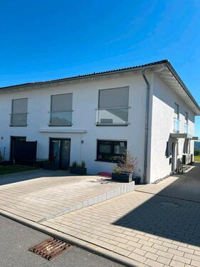 Foto - Einfamilieneckhaus - 430.000,00&nbsp;EUR Kaufpreis, ca.&nbsp; 100,00&nbsp;m&sup2;